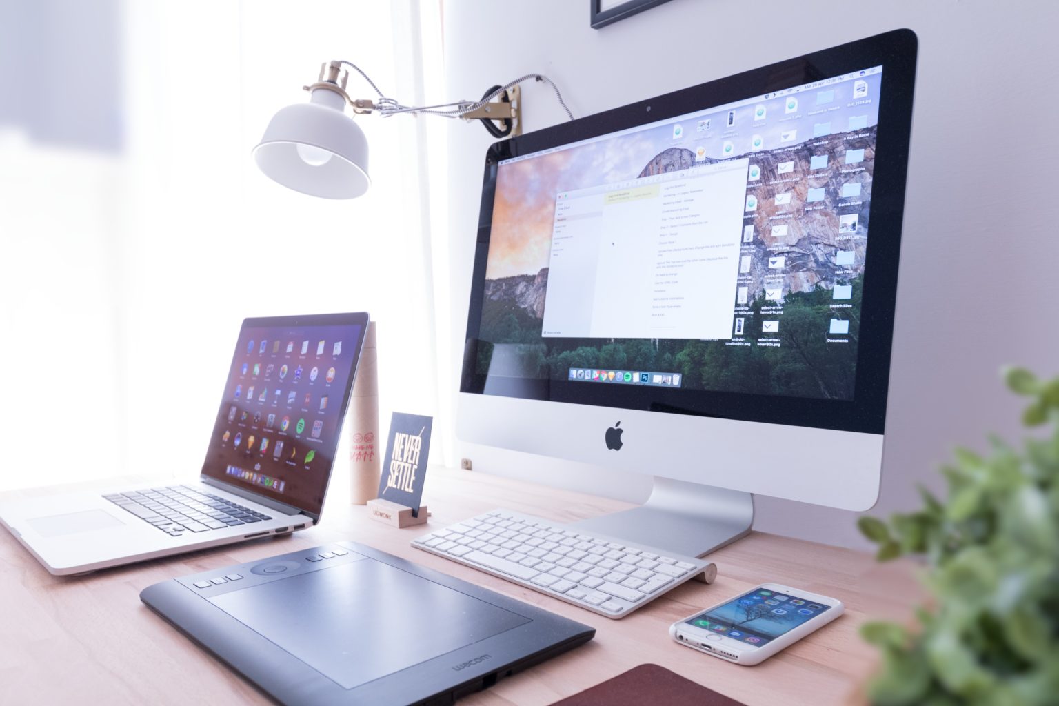 mac software hotel